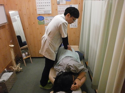 わだち整骨院門真　施術写真
